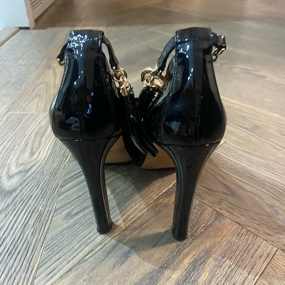 Authentic gucci pumps - Picture 2 of 5